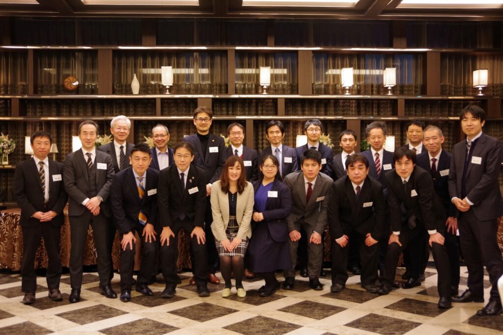 東海春秋会の集合写真